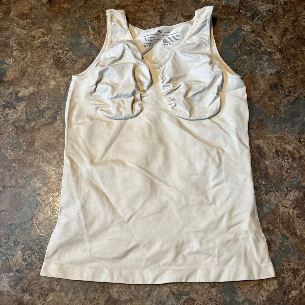 Shapewear Tank Top Womens Size 3XL Beige Stretchy Shaping Sleeveless Shirt
